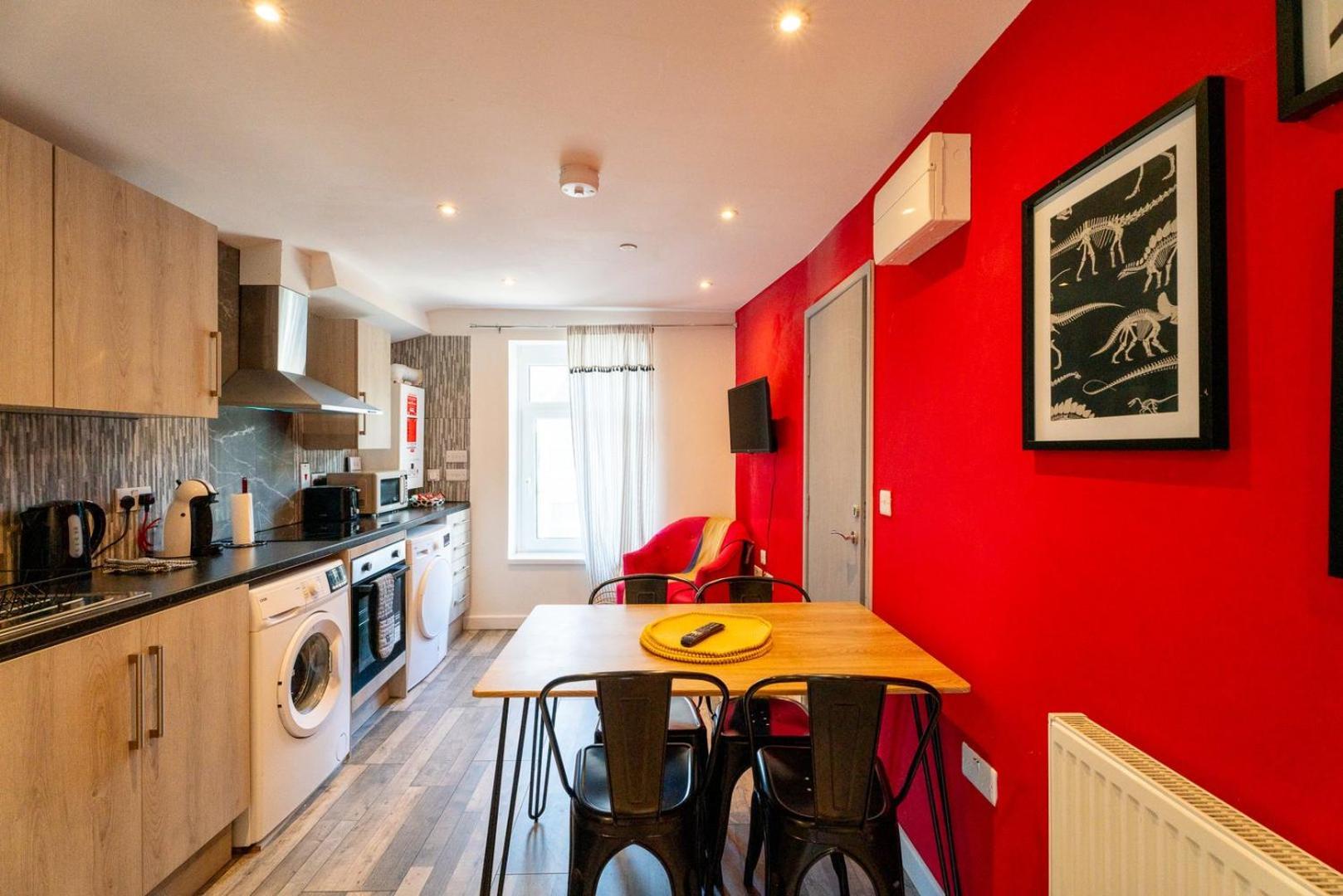 Cardiff Getaway - City Center - Free Parking Exterior photo