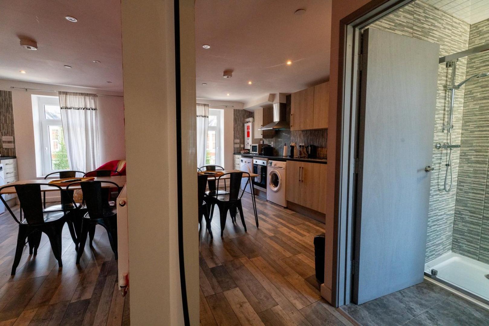 Cardiff Getaway - City Center - Free Parking Exterior photo